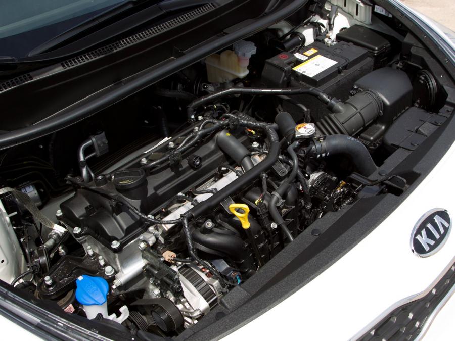  Kia Rio 5-Door EcoDynamics 2011 года  (фото 15 из 27)